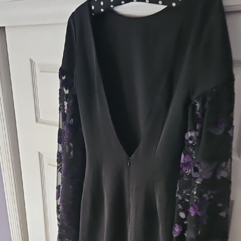 ASILUO Low Back Dress w/ Textured Sleeves